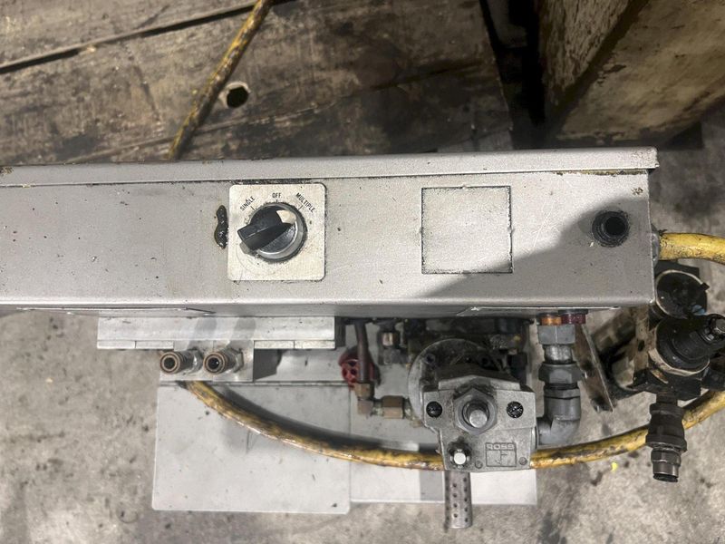24" X .093" CWP MODEL #SMX-24 SERVO FEEDER & SERVOMAX II CONTROL: STOCK #21950