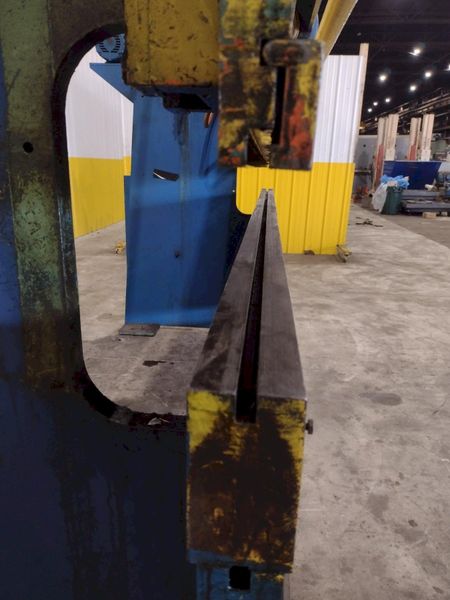 55 TON X 10' WYSONG MODEL #55-8 MECHANICAL PRESS BRAKE: STOCK #22730