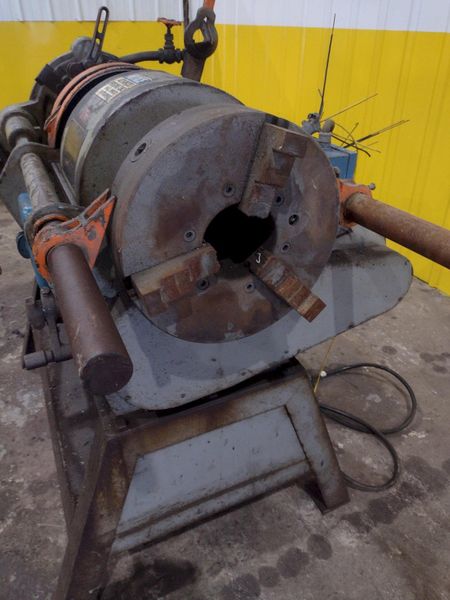 4" TOLEDO BEAVER MODEL #1-2-4 BOLT & PIPE THREADER: STOCK #20776