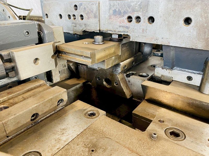 1/2" X 24" US BAIRD MODEL #8 FOUR SLIDE WIRE FORMING MACHINE: STOCK #10490