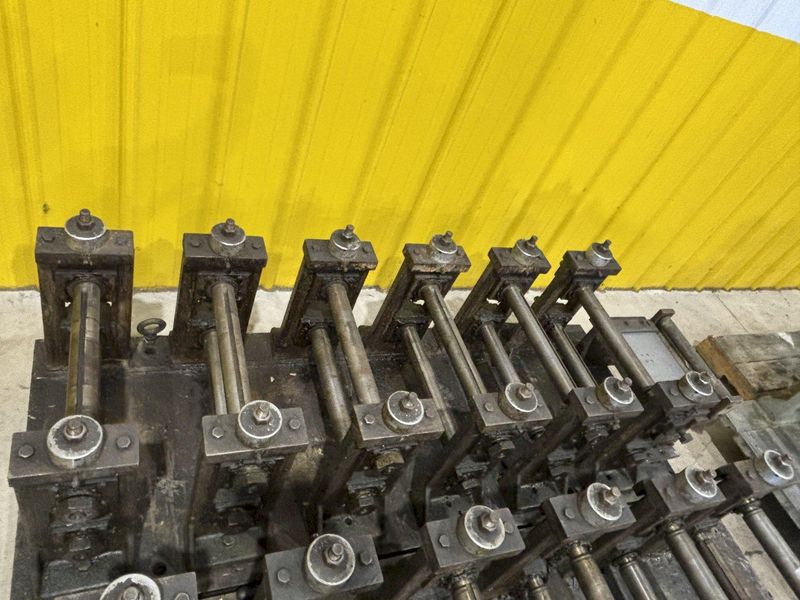 6 STAND X 2" YODER MODEL Q-150 U JOINT DRIVE RAFTED ROLLFORMER, W/ 7 RAFTS & 42  STANDS: STOCK #