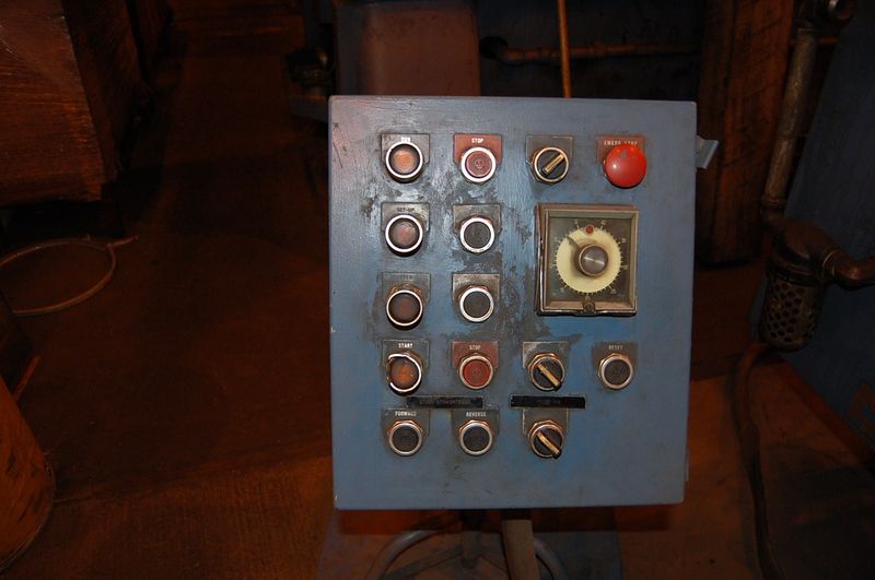 30" x 30" x .125 COILMATIC FEEDER STRAIGHTENER
