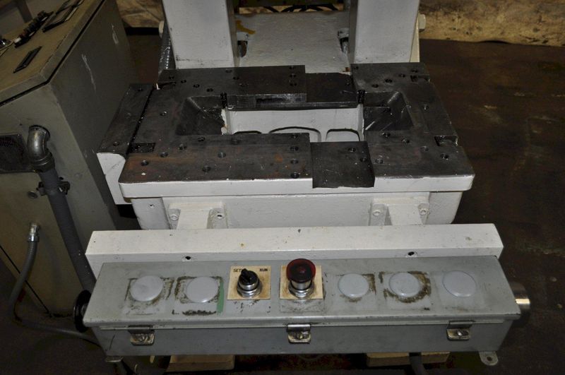 32 TON MINSTER OBI PRESS