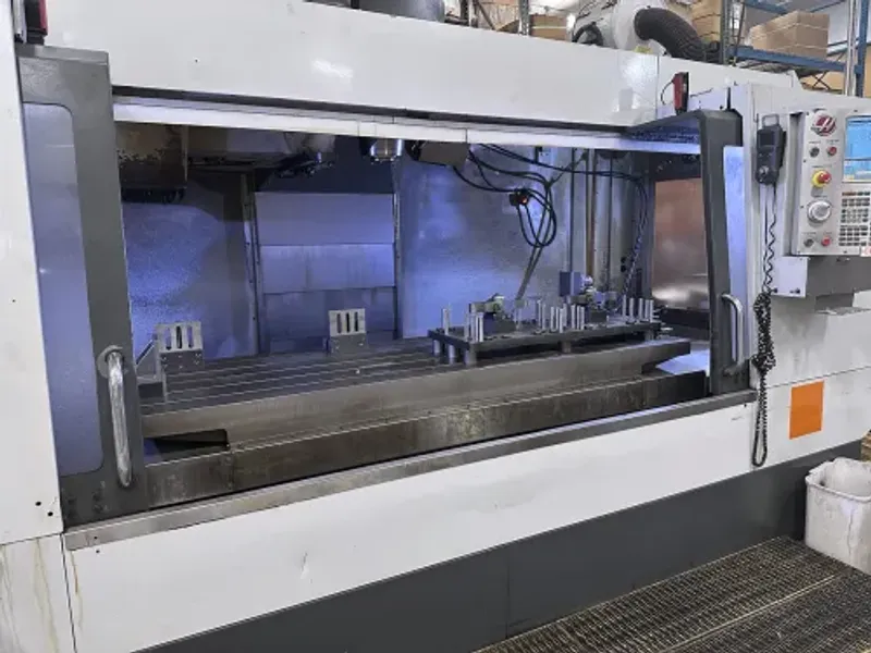 Haas VF-7/50 (2012) VMC Vertical Machining Center