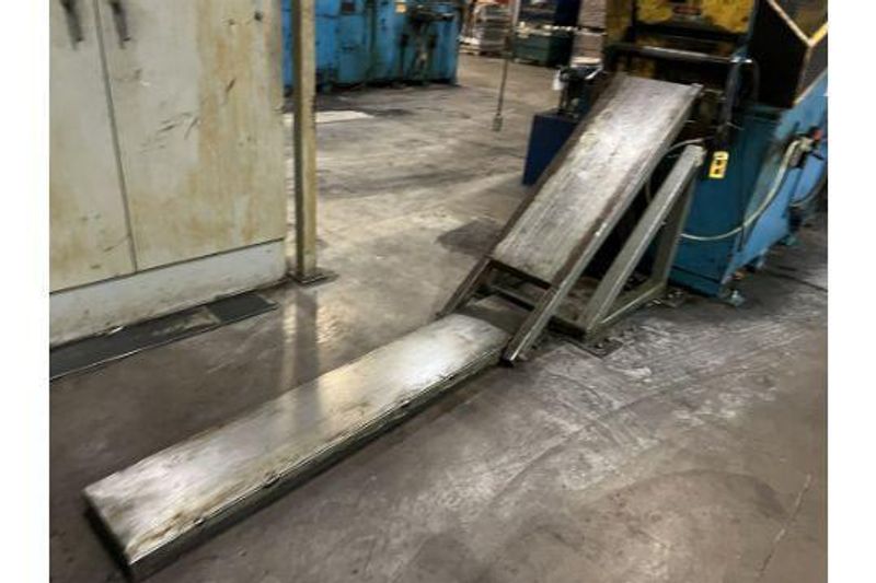 10000 LB X 18" X .312" 2002 COLT CSHCEJH-1000-18 CRADLE/STRAIGHTENER