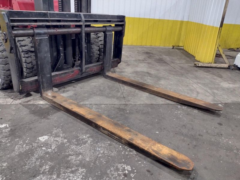 50,000 LB CAPACITY TAYLOR (EAGLE FRAME) MODEL #YS DETROIT DIESEL HEAVY DUTY FORKLIFT: STOCK #181