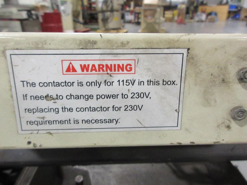 Jet HVBS-710S 7x10-1/2 in. Mitering Horizontal/Vertical Bandsaw, on Portable Steel Base, - Auction Item