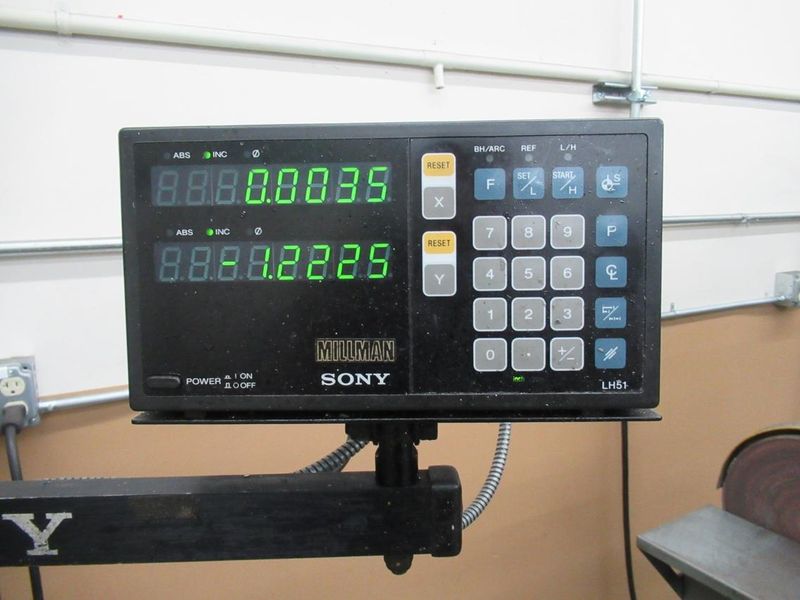 Bridgeport Series I-2HP Vertical Knee Mill, Sony Millman 2-Axis DRO, 9"x 48" Table, X-Axis Power Feed, Power Quill Feed, Chrome Ways- Auction Item