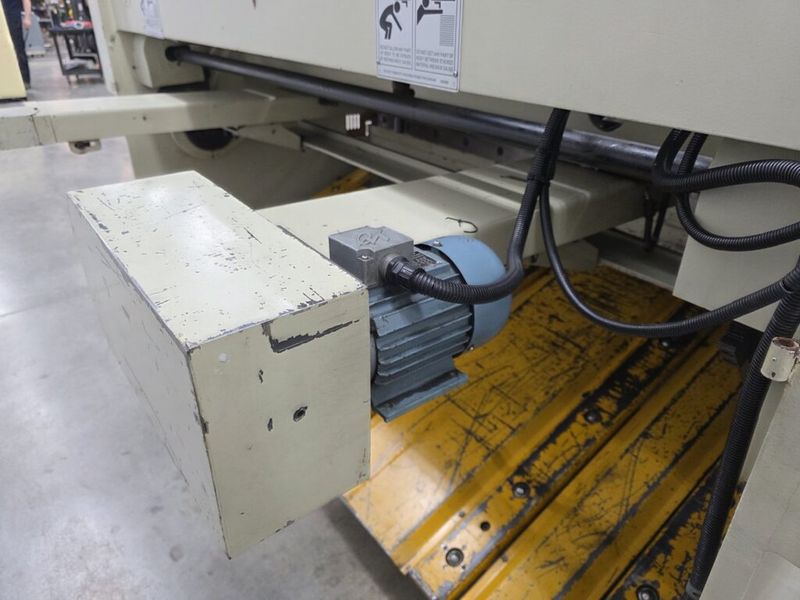 U.S. Industrial USHS625 6′ x 1/4″ Hydraulic Shear