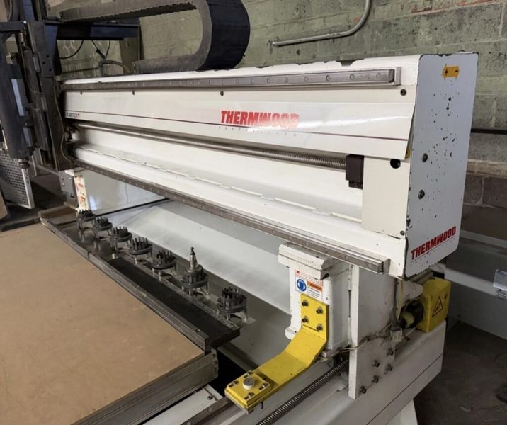 Thermwood CS45-510 5′ x 10′ CNC Router (2013)