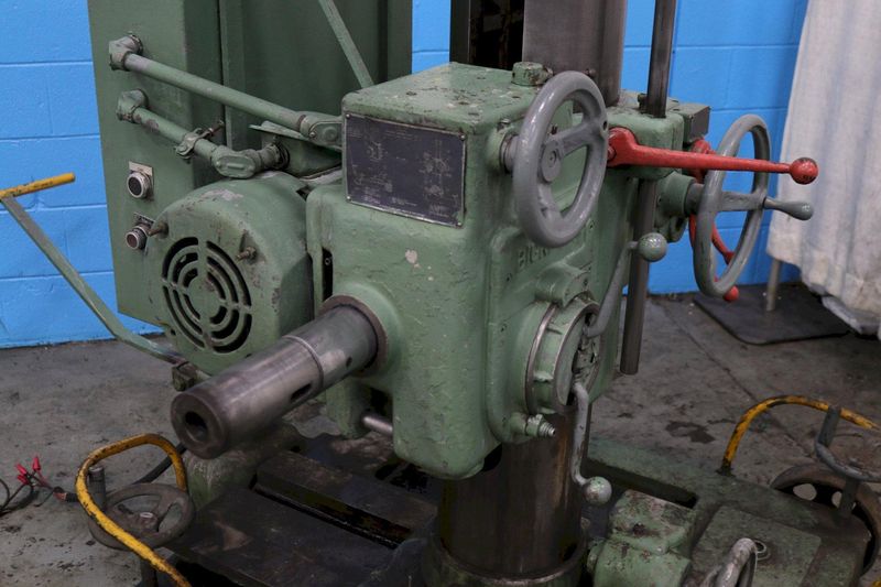9" GIDDINGS & LEWIS PORTABLE HORIZONTAL RADIAL  DRILL: STOCK #73759
