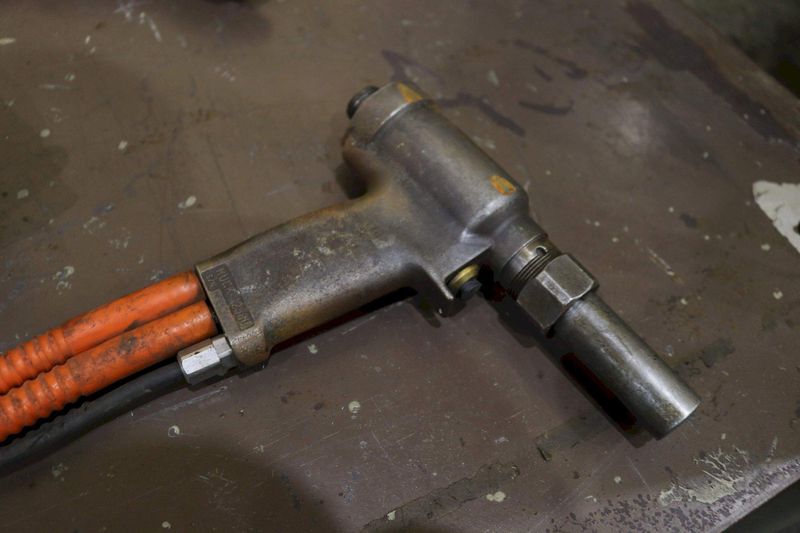 HUCK MODEL #918 POWERRIG HYDRAULIC UNIT WITH GUNS: STOCK #73301