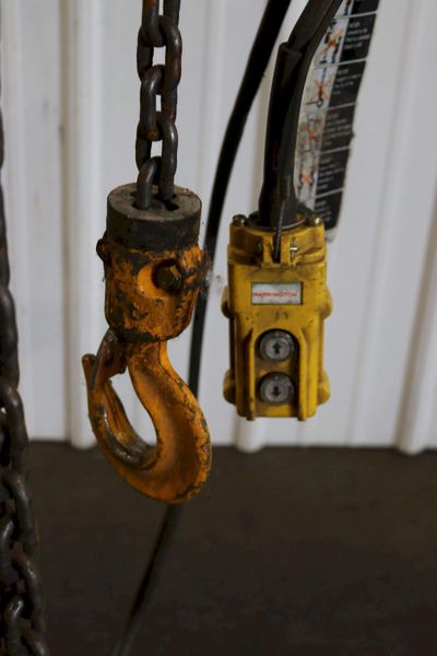 1 TON HARRINGTON SINGLE PHASE ELECTIC CHAIN HOIST: STOCK #69517