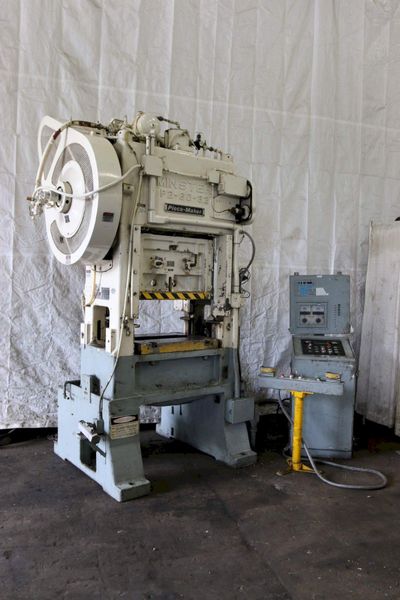 60 TON MINSTER MODEL #P2-60-32 PIECE MAKER SSDC PRESS: STOCK 68274