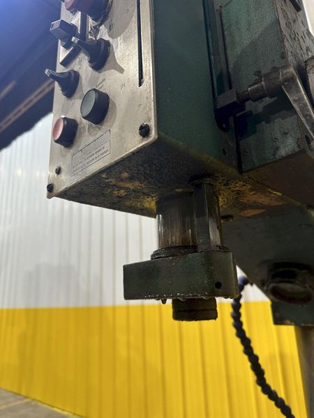 27" GRIZZLY MODEL #G0756 HEAVY DUTY DRILLING & TAPPING SINGLE SPINDLE DRILL:: STOCK 16885