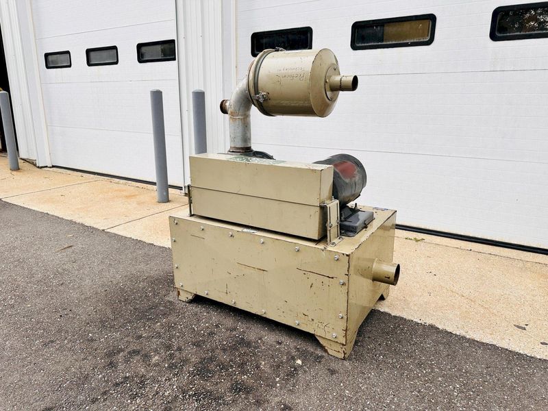 ConAir Model 70004204 10-Hp Roots Style Blower