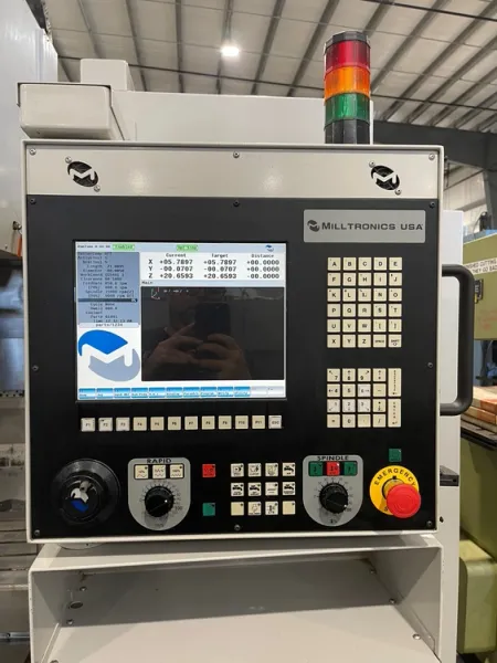 MILLTRONICS VM20 CNC Vertical Machining Center 2011’ 15K USA #6898