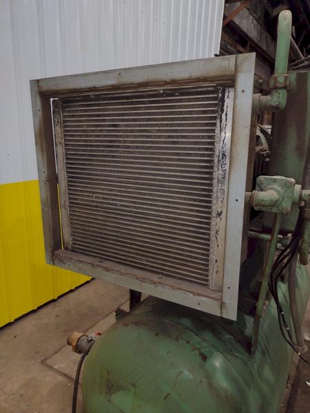 40 HP SULLAIR AIR COMPRESSOR: STOCK #19288