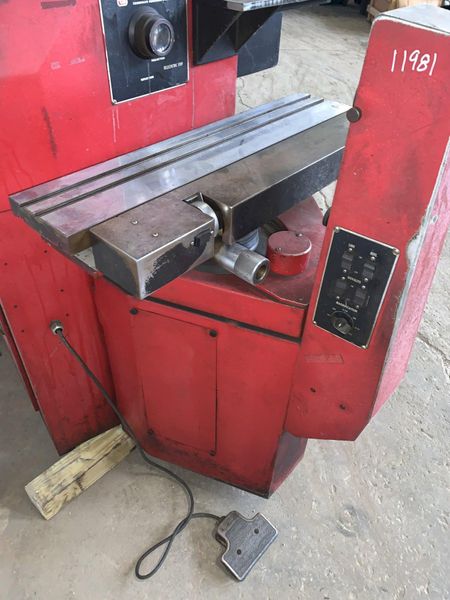 14" JONES & LAMSON OPTICAL COMPARATOR: STOCK #11981