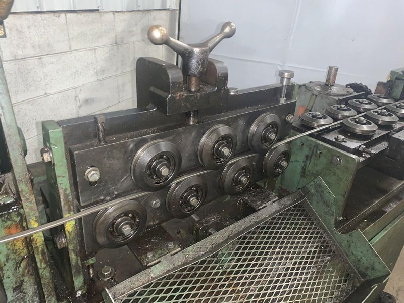 1/2" RMG MODEL SB-KS1207-02 TWO PLANE STRAIGHTENER WITH FEED: STOCK #12448