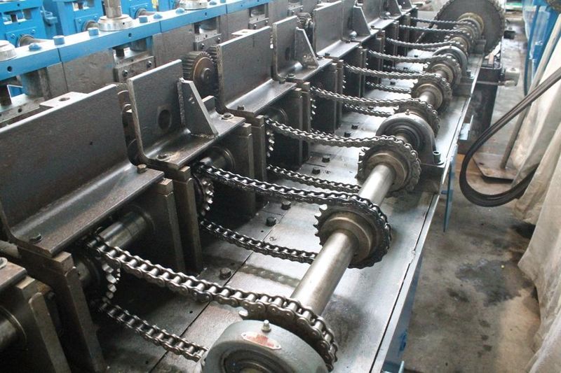 12 STAND X 2" X 24"W DAHLSTROM CHAIN DRIVE ROLLFORMER: STOCK #61088