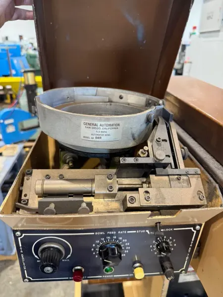 HAEGER HP6-B  6 Ton Hydraulic Insertion Press & Autofeed Bowl USA #7676
