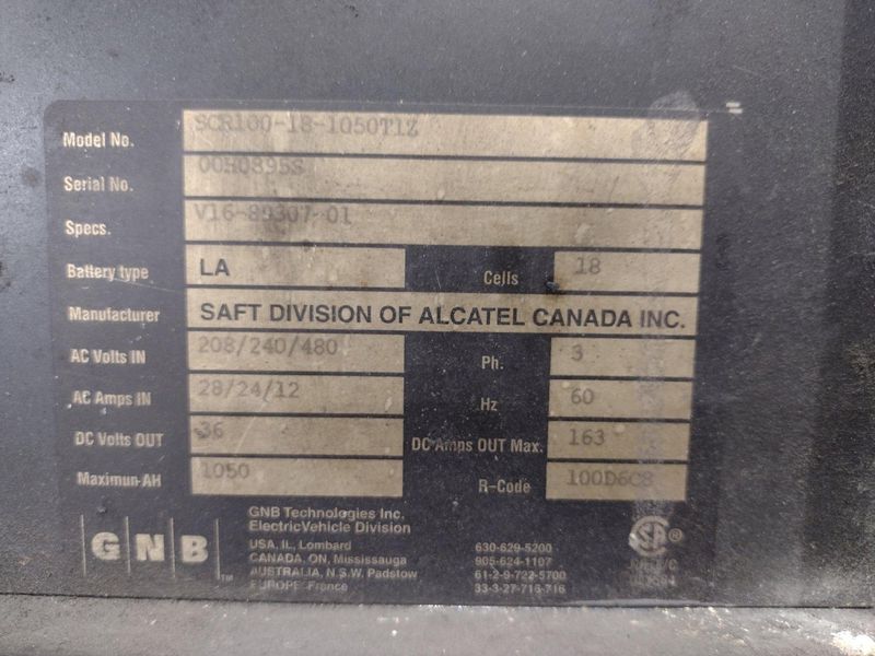5,800 LBS HYSTER MODEL #E65XM2 36V ELECTRIC FORKLIFT & CHARGER: STOCK #21662