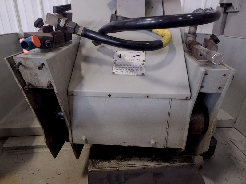 9.4" X 27" JONES & SHIPMAN MODEL #FORMAT 15-700 CNC CYLINDRICAL GRINDER: STOCK #16131