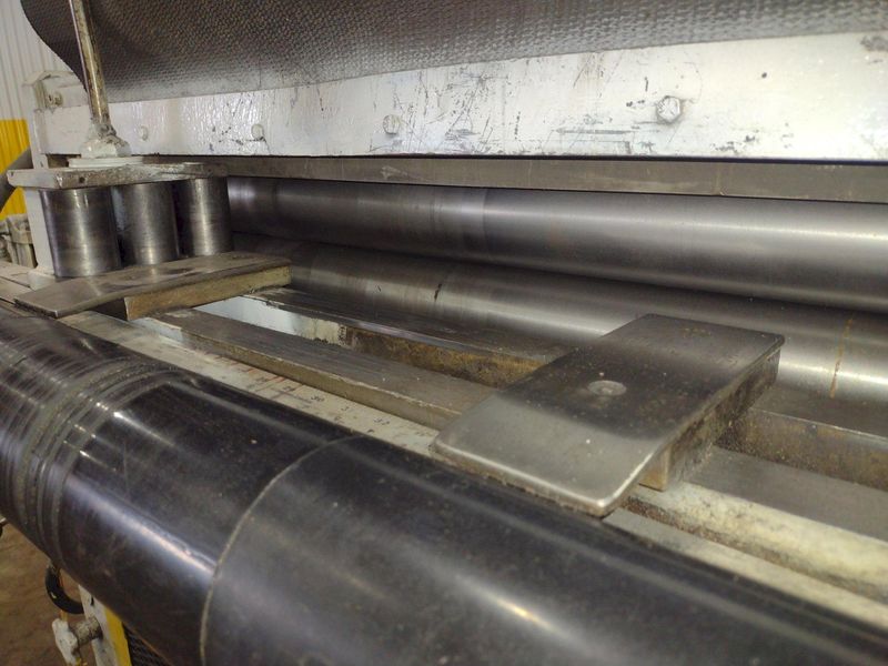 48" x 14 GA ROWE 7 ROLL POWERED COIL STRAIGHTENER: STOCK #22749