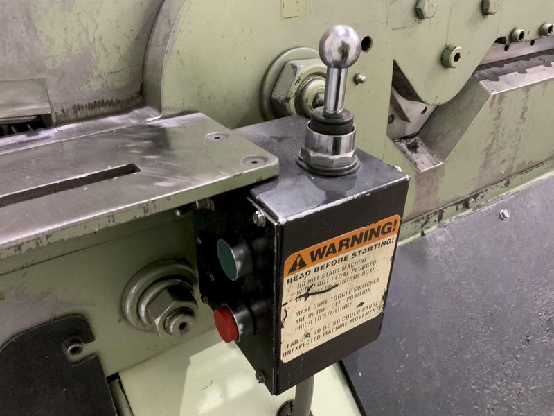 50 TON PIRANHA MODEL #P50 HYDRAULIC IRONWORKER: STOCK #80733