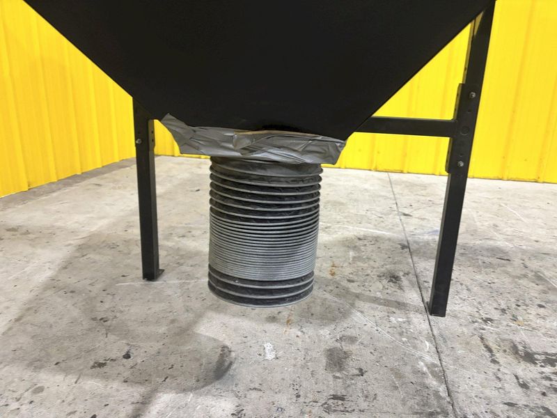 5 HP X 4 CARTRIDGE PLYMOVENT DUST COLLECTOR: STOCK #22015