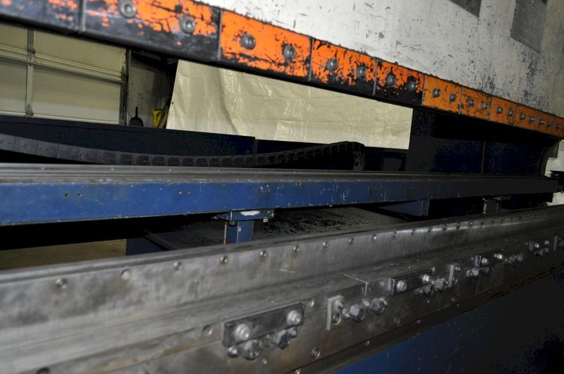 176 X 13' TON KOMATSU HYDRAULIC PRESS BRAKE