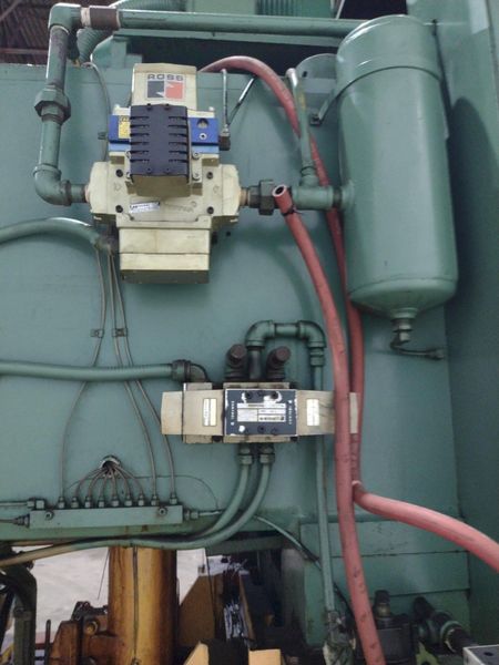 75 TON X 42" X 24" L&J MODEL #EM275 HIGH SPEED STRAIGHT SIDE STAMPING PRESS, 2.5" STROKE: STOCK