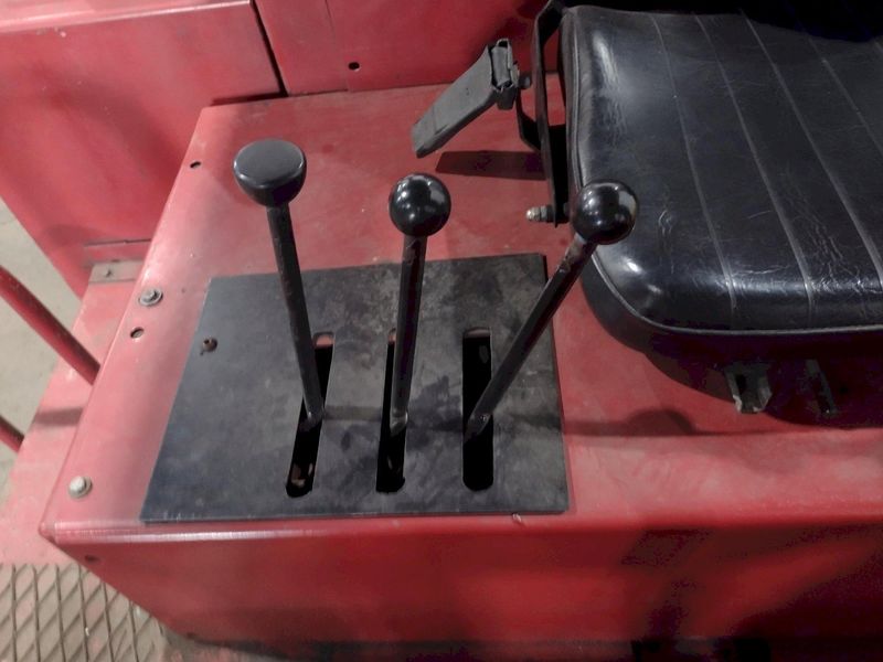 30,000 LB TAYLOR MODEL #TC22 OUTDOOR YARD FORK TRUCK: STOCK #18137