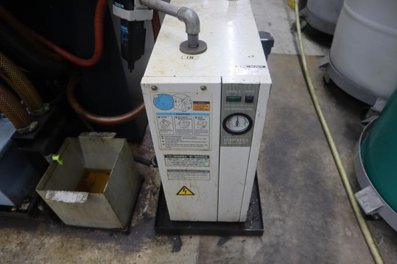 Makino V56 Vertical Machining Center, 30K RPM Spindle, 25 Station ATC, TSC, HSK-63 Taper- Auction Item