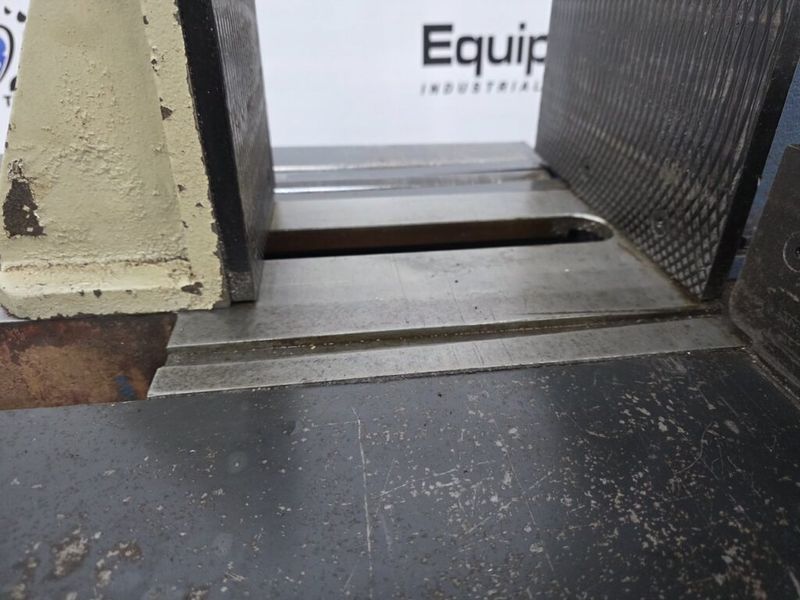 Baileigh BS-360SA 14″ x 22″ Horizontal Band Saw