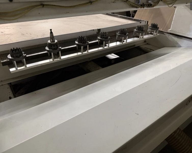 Thermwood CS45-510 5′ x 10′ CNC Router (2013)