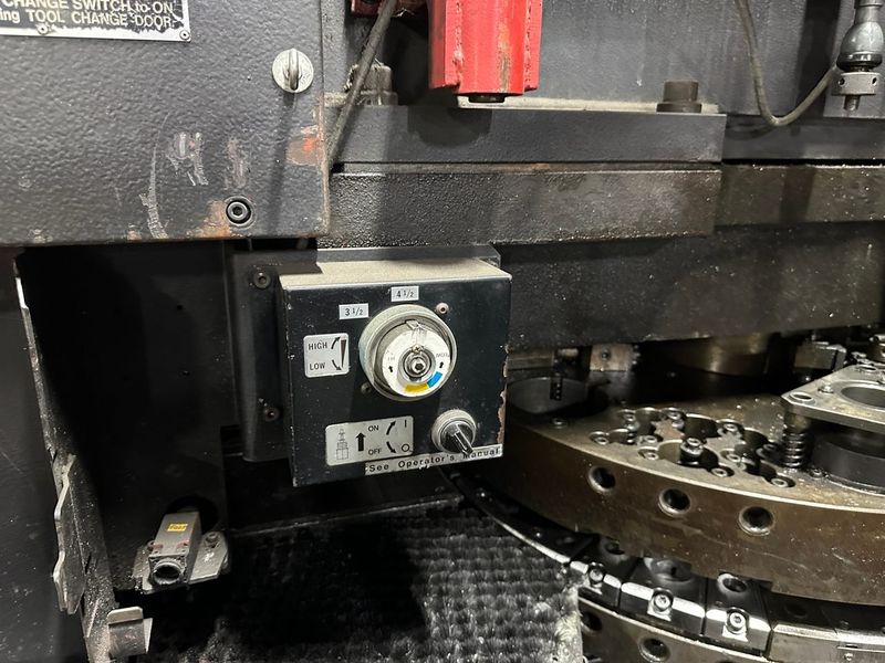 Amada EM 2510NT 22 Ton CNC Turret Punch