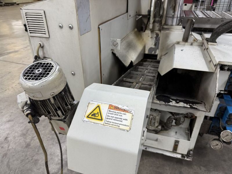 Behringer HBP413A Dual Column Horizontal Band Saw