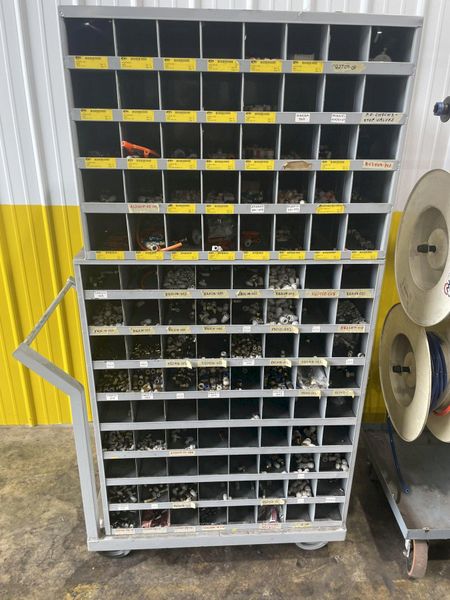 SMC MODEL #KQ2 ONE TOUCH FITTINGS FOR POLYURETHANE TUBING TOOLING & ACCESSORIES CABINETS: STOCK