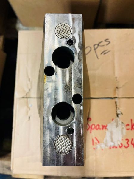 New, 34” Rohm Hydraulic Indexing Chuck with Hydraulic Power Unit