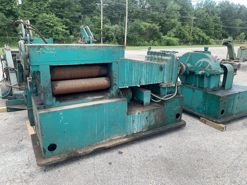 20,000 LB X 30" X .500" YODER COIL CRADLE & STRAIGHTENER FEED LINE: STOCK #13050