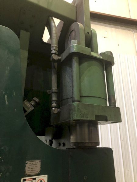 230 TON X 14' CINCINNATI MODEL #230CBX12 HYDRAULIC PRESS BRAKE: STOCK 16875