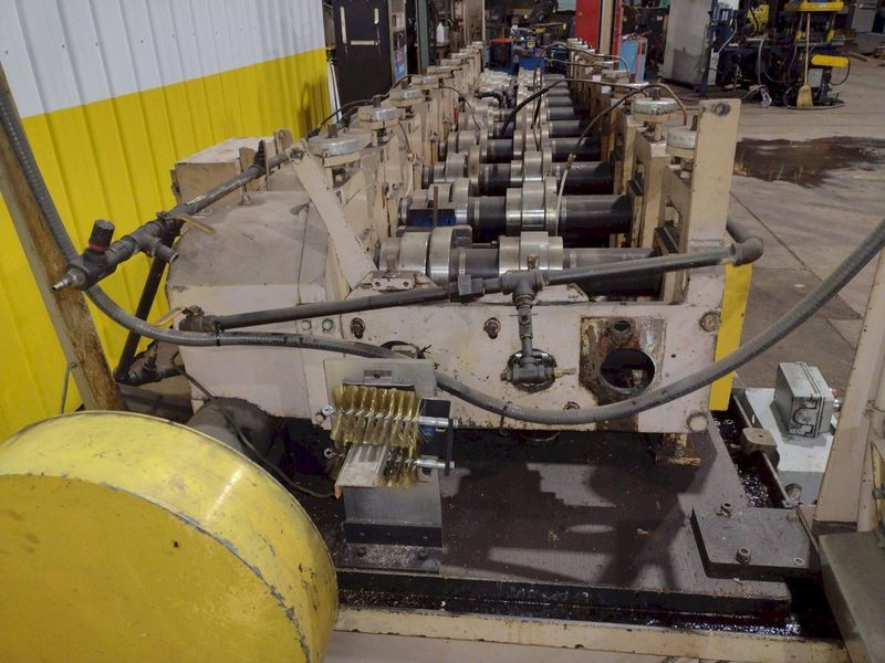 10 STAND X 2.5" X 21" KANE & ROACH MODEL #2ST-CRFM ADJUSTABLE WIDTH "C & Z PROFILE" ROLLFORMER:
