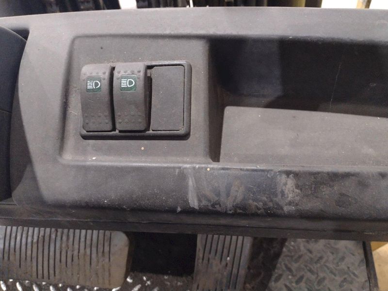 3,000 LB HYSTER MODEL #E45XM-27 ELECTRIC LIFT TRUCK FORKLIFT: STOCK #20642