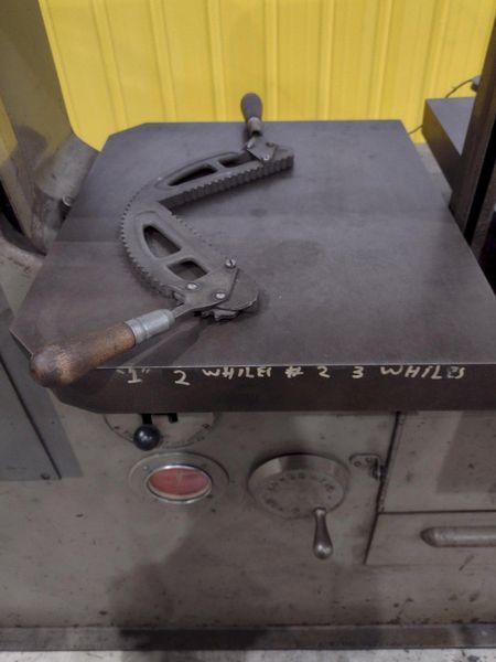 36" DOALL MODEL 3613-2 VERTICAL SAW: STOCK #21721