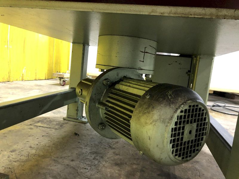 3,500 LB X 40" DYNAMIC FEEDS MODEL #PH-1000 MOTORIZED PALLET TYPE HORIZONTAL COIL REEL DECOILER: