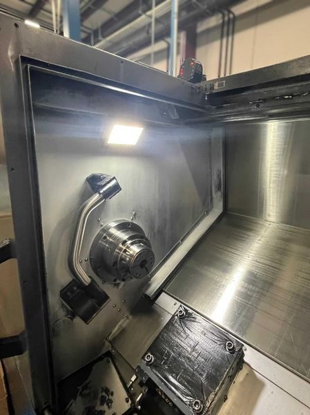 Doosan PUMA GT2600LM Lathe