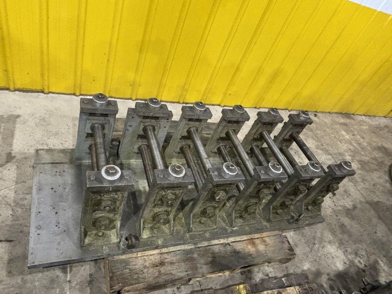 6 STAND X 2" YODER MODEL Q-150 U JOINT DRIVE RAFTED ROLLFORMER, W/ 7 RAFTS & 42  STANDS: STOCK #