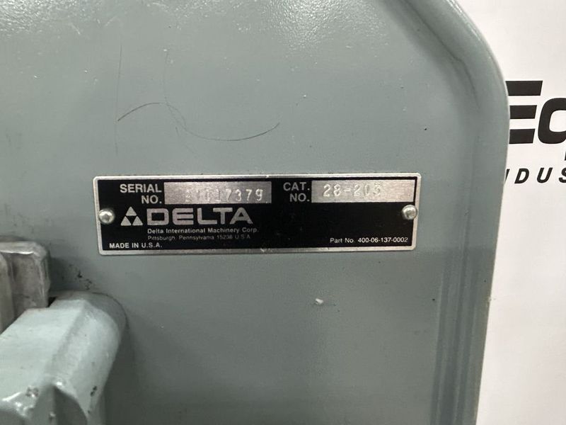 Delta 28-203 14″ Vertical Band Saw